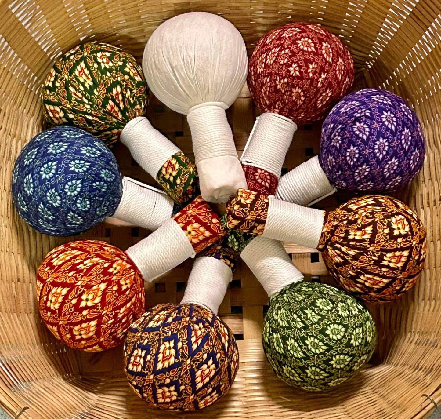 Herbal Compress Massage ลูกประคบ image 0