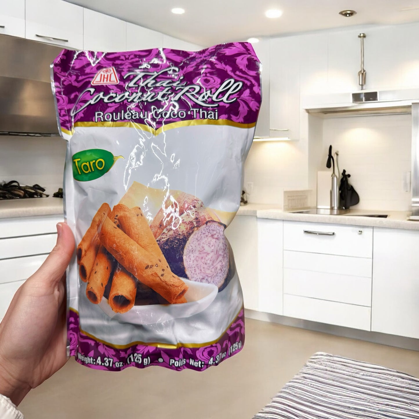 Thai Coconut Roll ( Taro) ทองม้วนกรอบ รสเผือก image 0