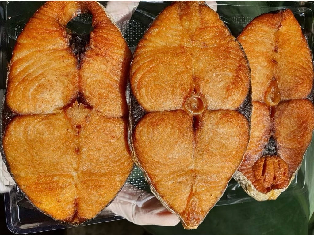 Semi dried king mackerel ปลาอินทรีย์แดดเดียวทอด image 0