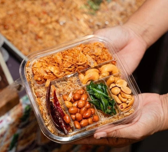 Sweet and Sour Crispy Noodles หมี่กรอบ กรุงเก่า image 1